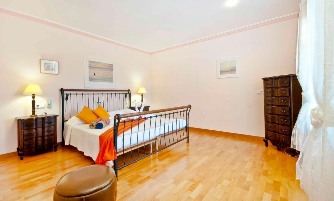 Can Emmes Villa